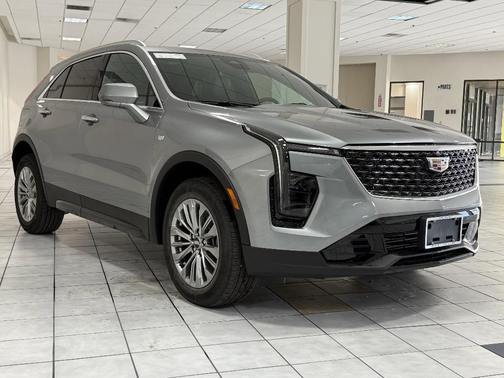 new 2025 Cadillac XT4 car, priced at $47,082