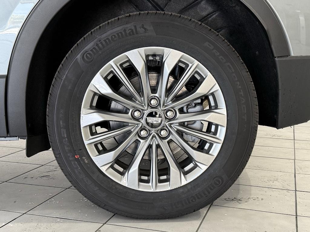 new 2025 Cadillac XT4 car, priced at $47,082