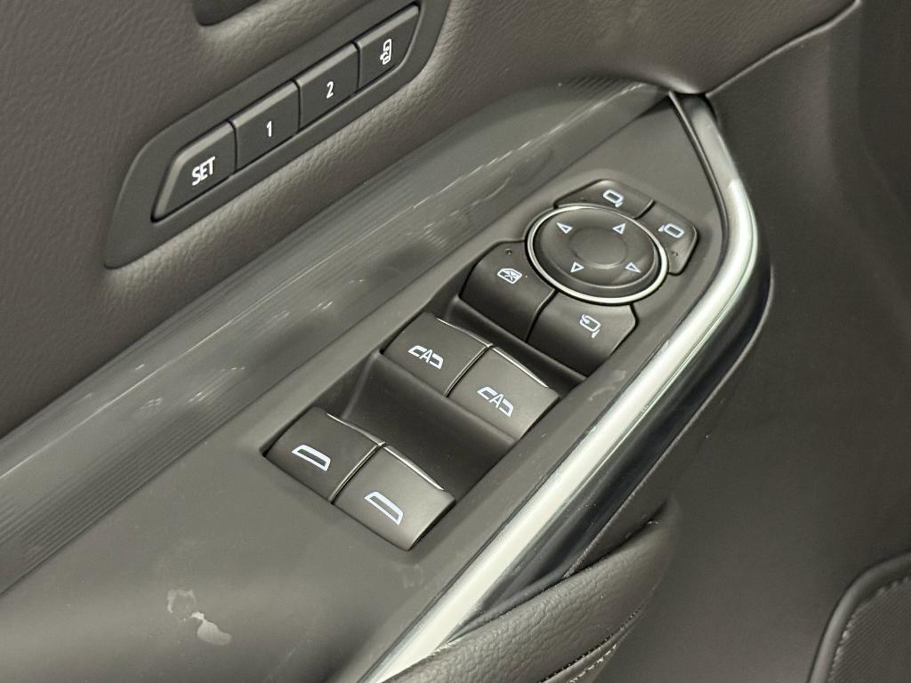 new 2025 Cadillac XT4 car, priced at $47,082