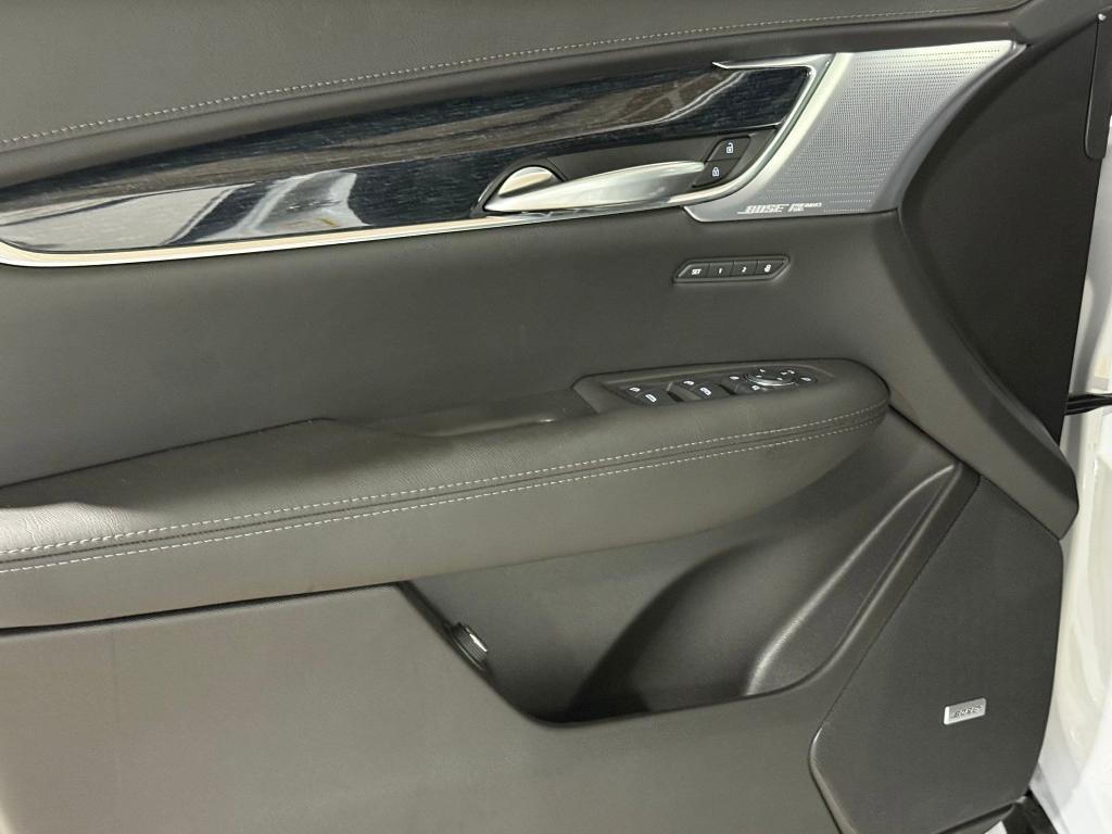 new 2025 Cadillac XT5 car, priced at $59,311