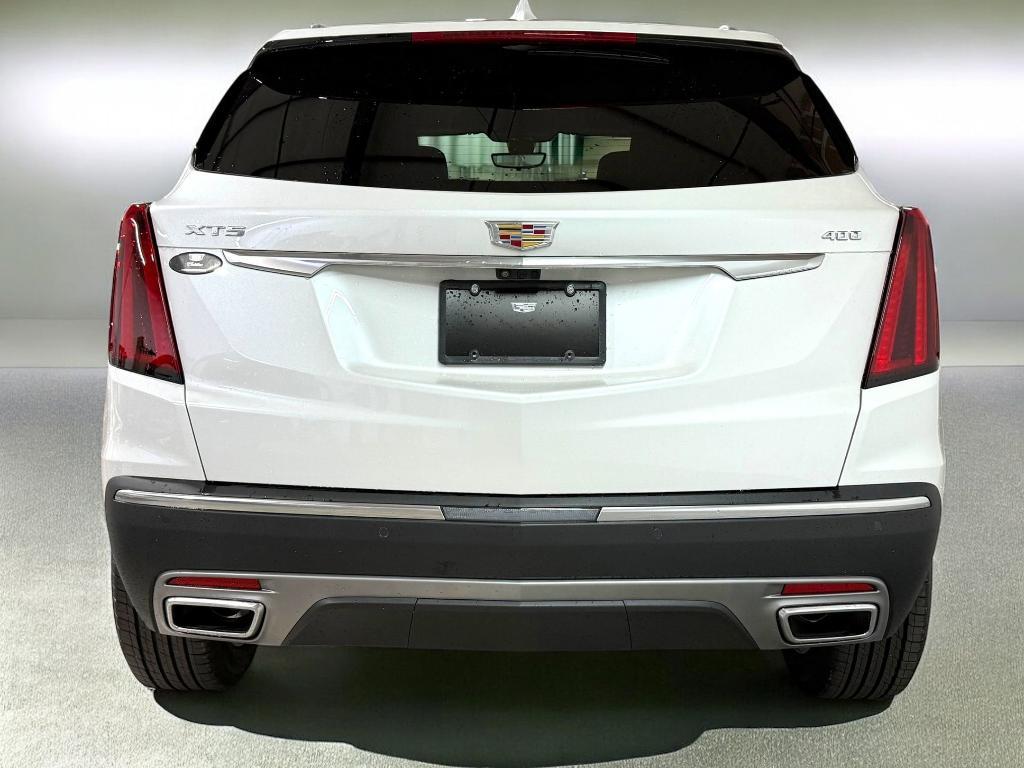 new 2025 Cadillac XT5 car, priced at $59,311