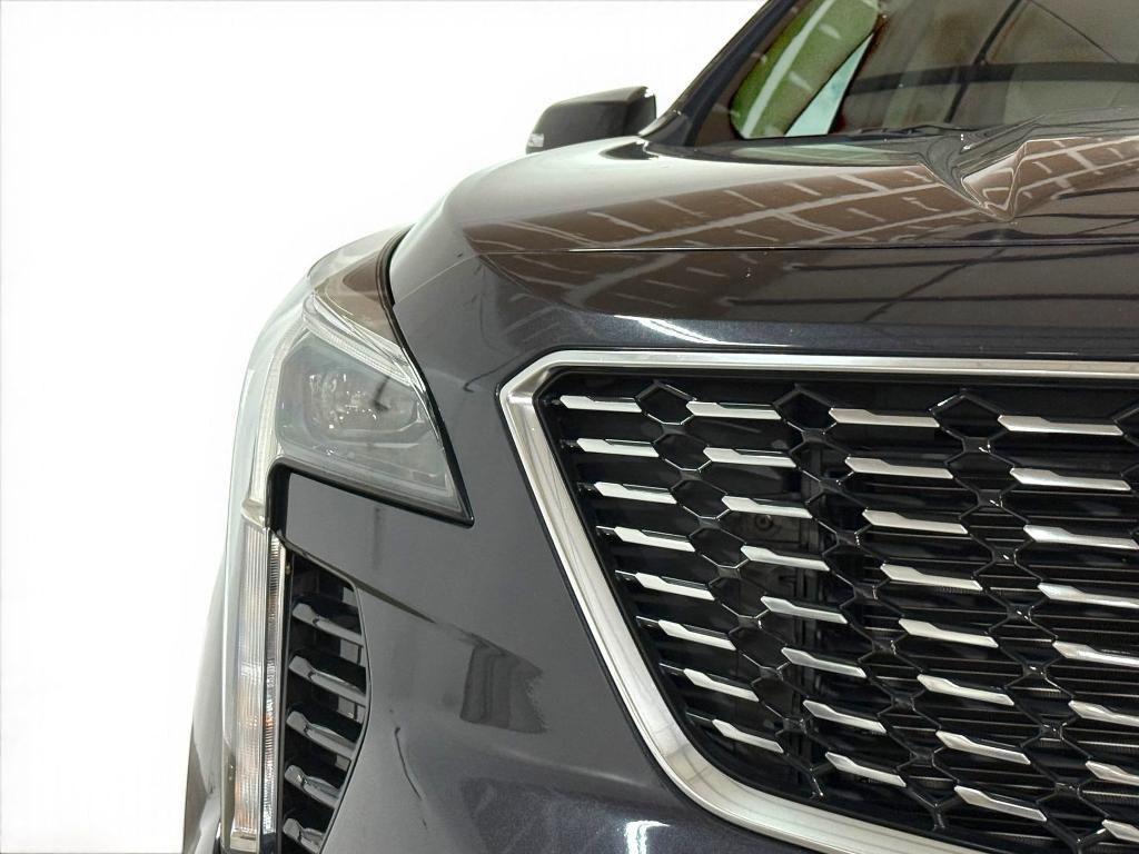 used 2023 Cadillac XT4 car, priced at $24,996