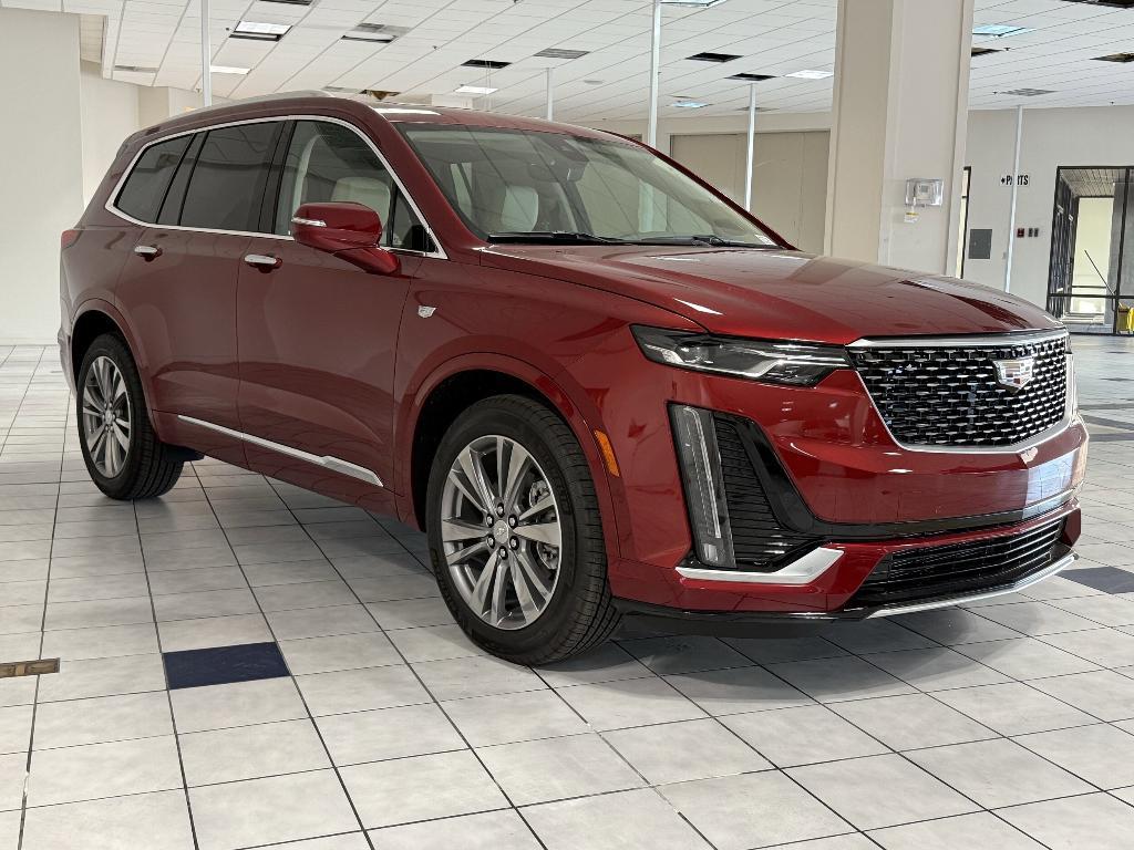 new 2025 Cadillac XT6 car, priced at $60,861