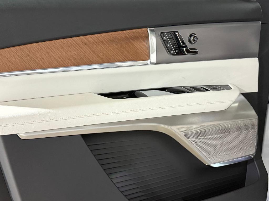 new 2026 Cadillac VISTIQ car, priced at $82,211