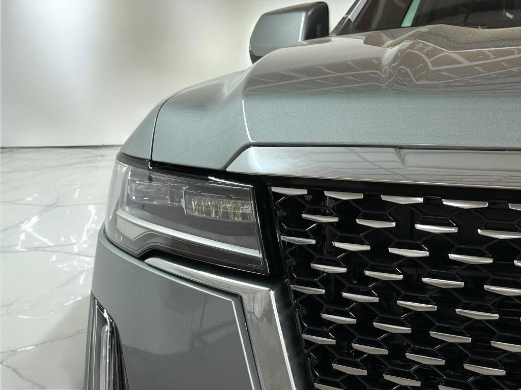 new 2024 Cadillac Escalade ESV car, priced at $98,513