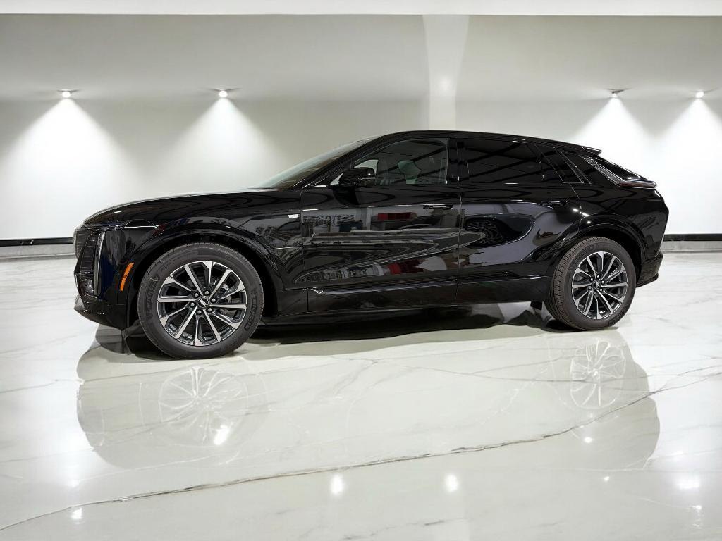 new 2025 Cadillac LYRIQ car, priced at $61,211