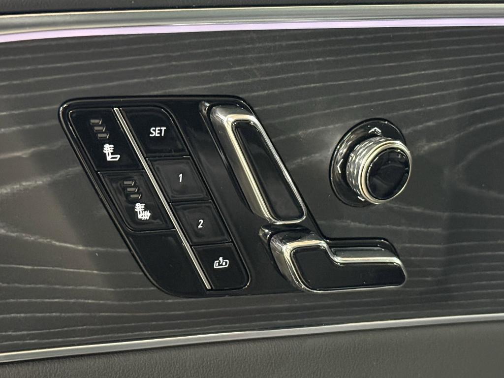 new 2025 Cadillac LYRIQ car, priced at $61,211