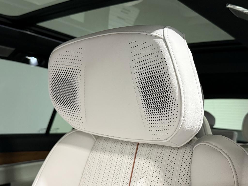 new 2026 Cadillac VISTIQ car, priced at $81,611