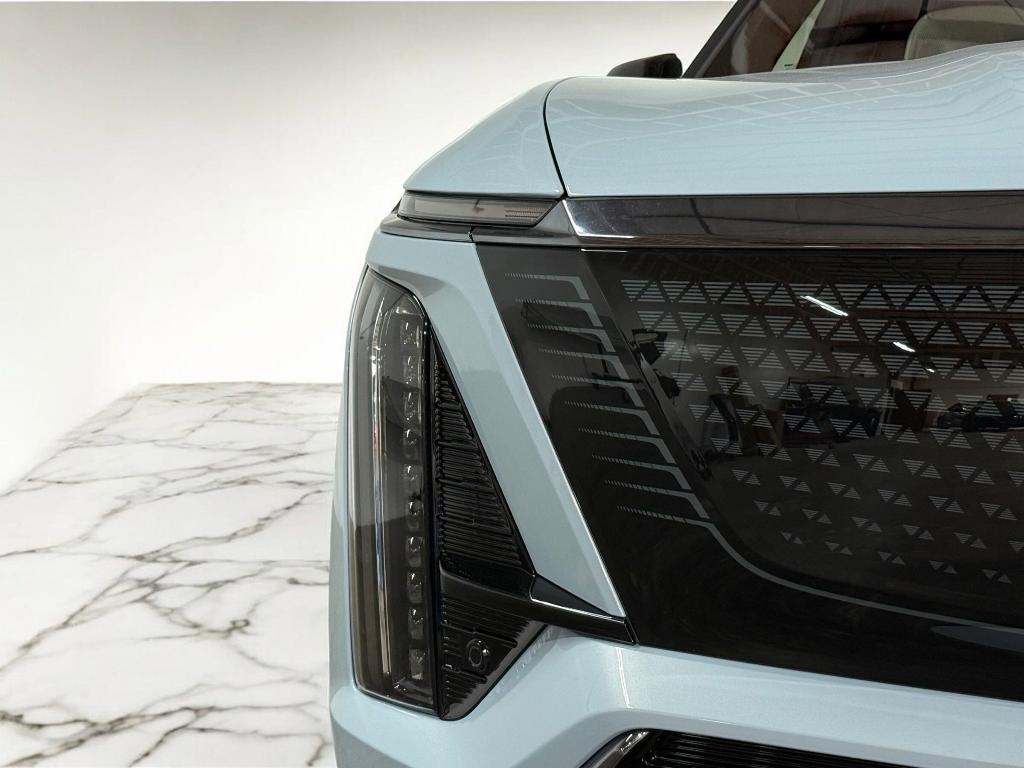 new 2026 Cadillac VISTIQ car, priced at $81,611
