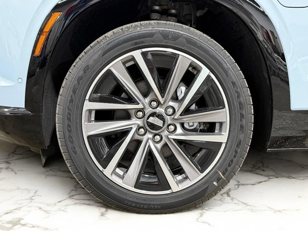 new 2026 Cadillac VISTIQ car, priced at $81,611