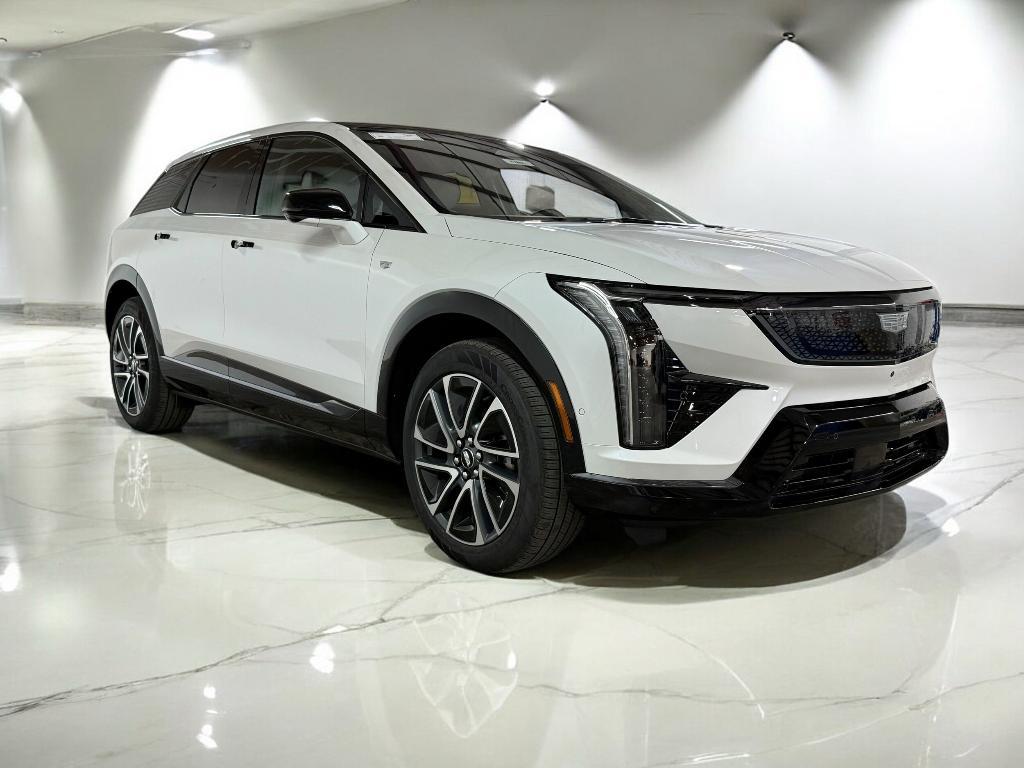 new 2025 Cadillac OPTIQ car, priced at $56,211