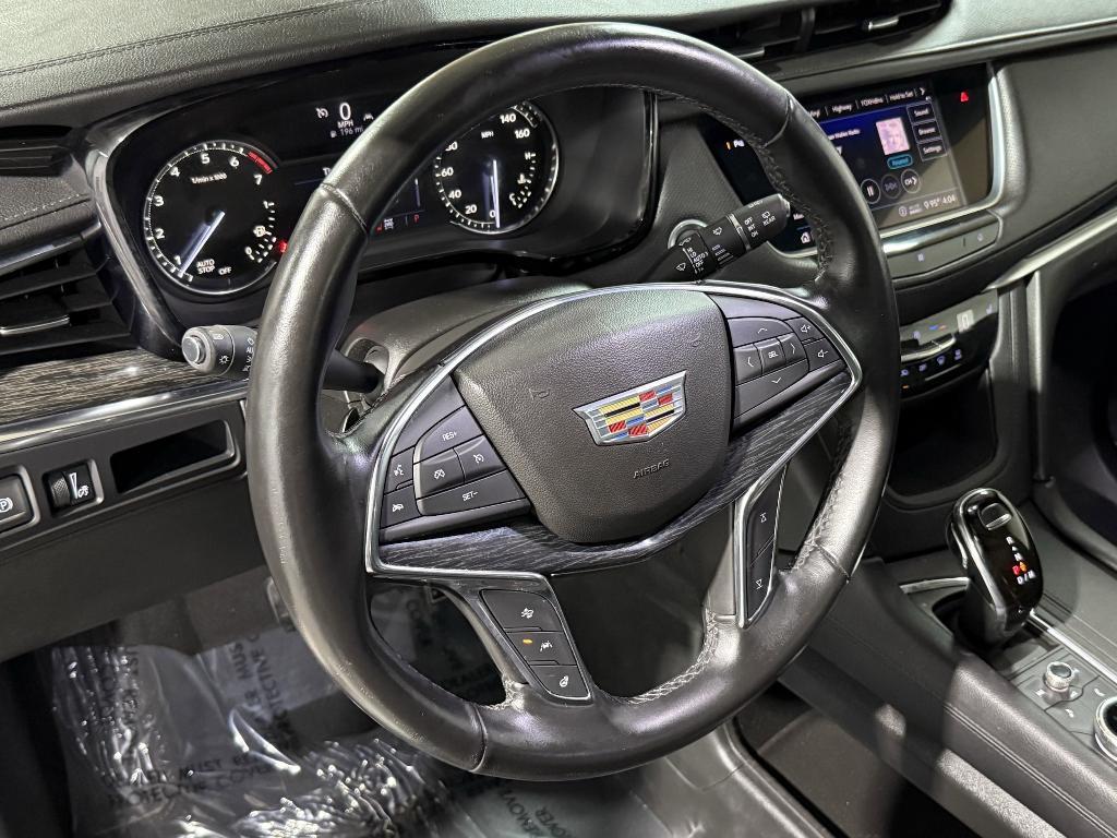 used 2020 Cadillac XT5 car, priced at $27,499