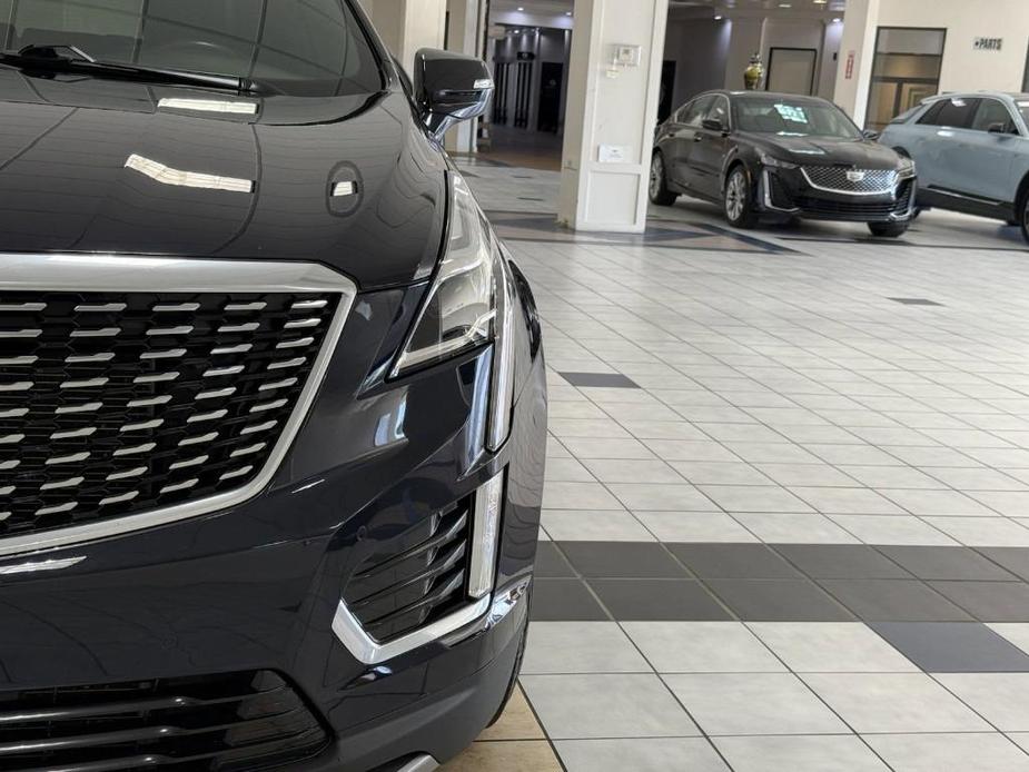 used 2021 Cadillac XT5 car, priced at $29,498