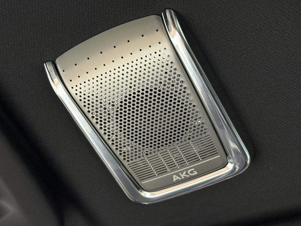 new 2026 Cadillac VISTIQ car, priced at $81,111