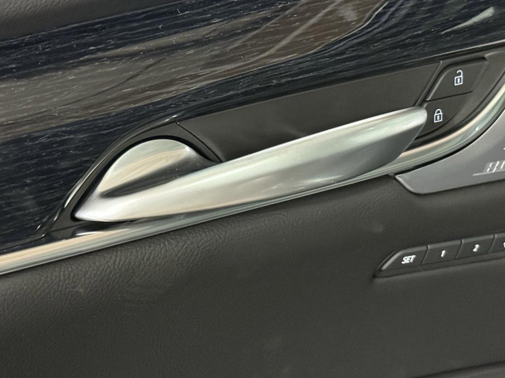 new 2025 Cadillac XT5 car, priced at $57,201