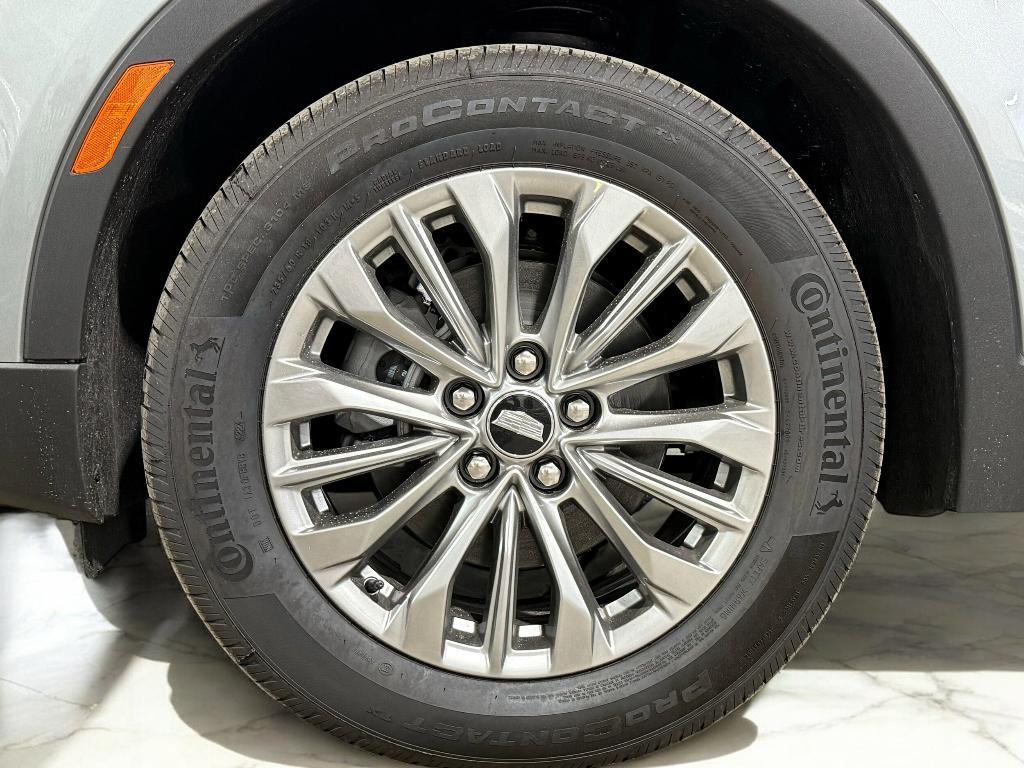 new 2025 Cadillac XT4 car, priced at $43,131