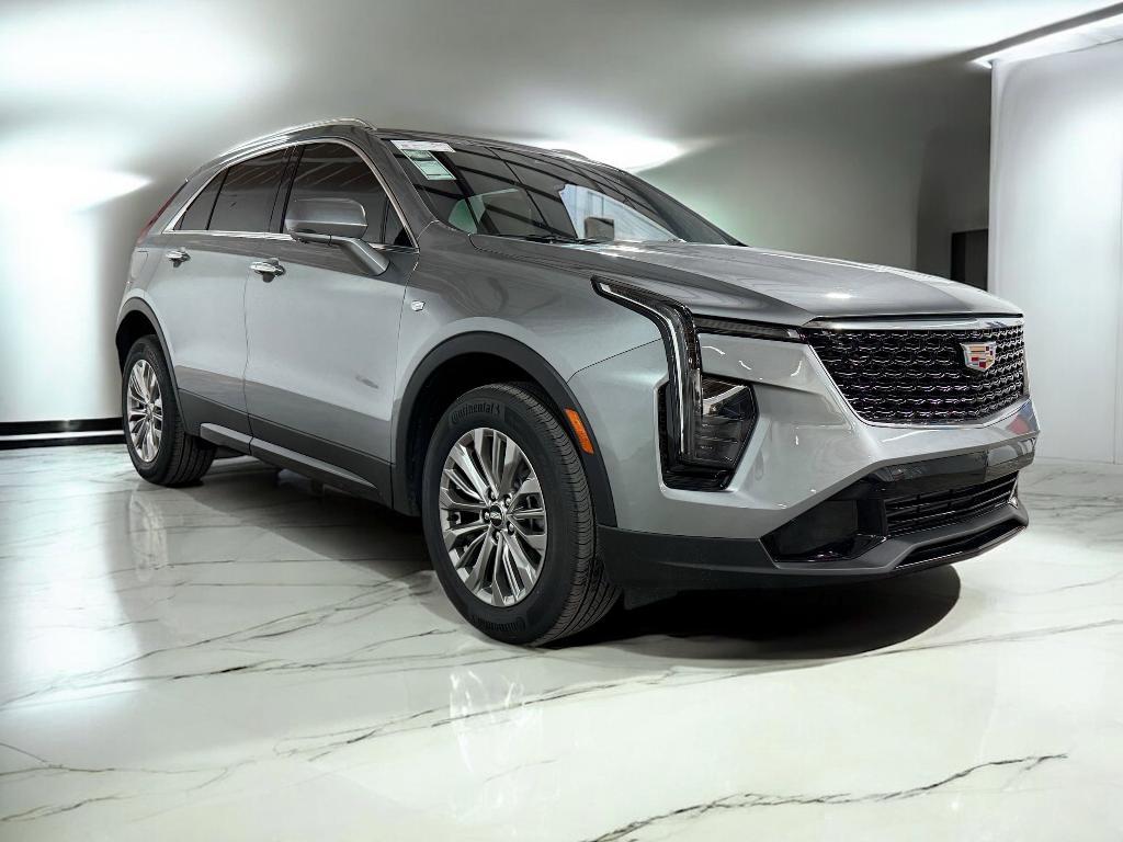 new 2025 Cadillac XT4 car, priced at $43,131