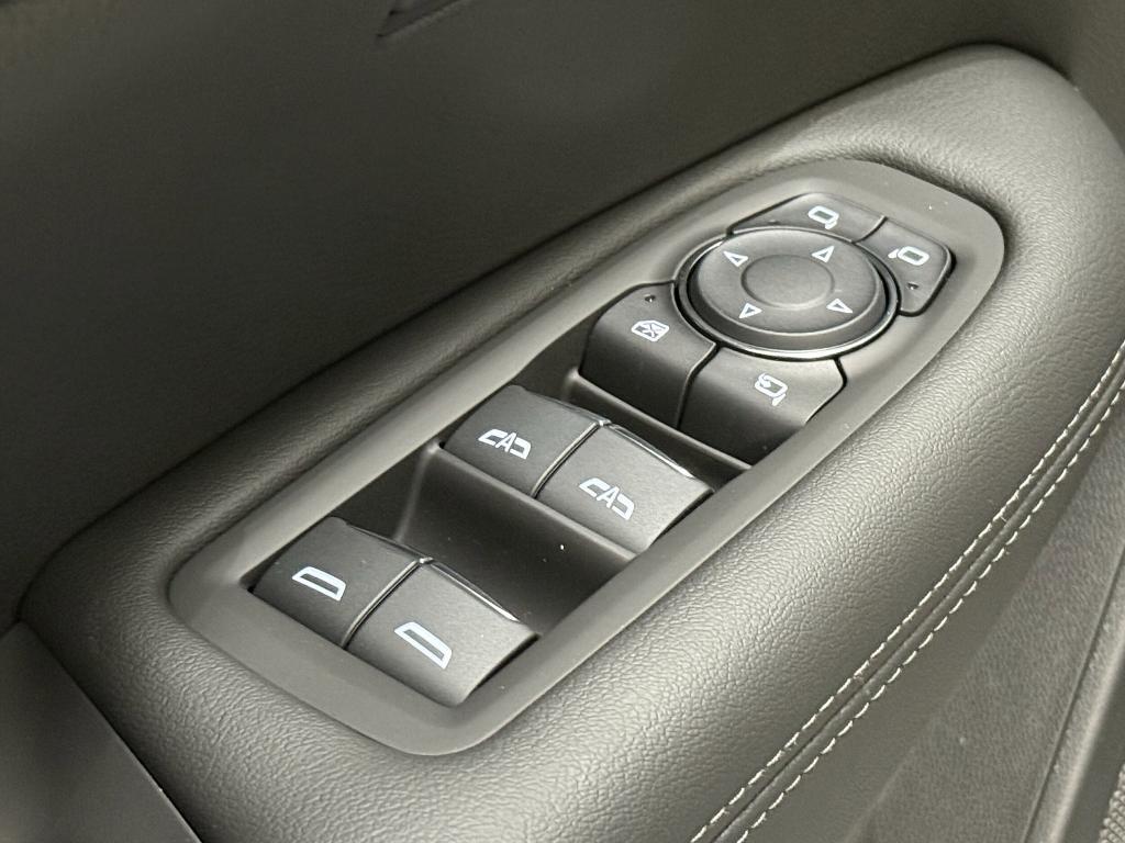 new 2025 Cadillac XT6 car, priced at $51,511