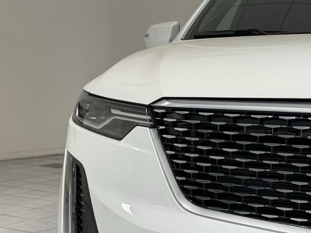 new 2025 Cadillac XT6 car, priced at $50,313