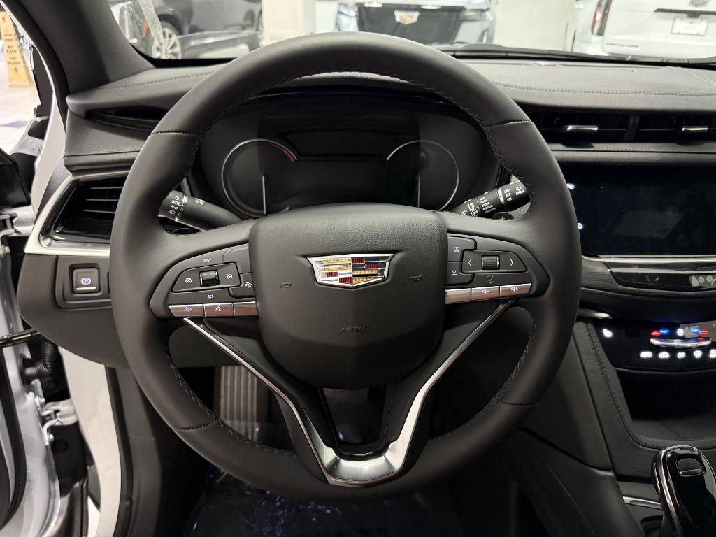 new 2025 Cadillac XT6 car, priced at $51,511