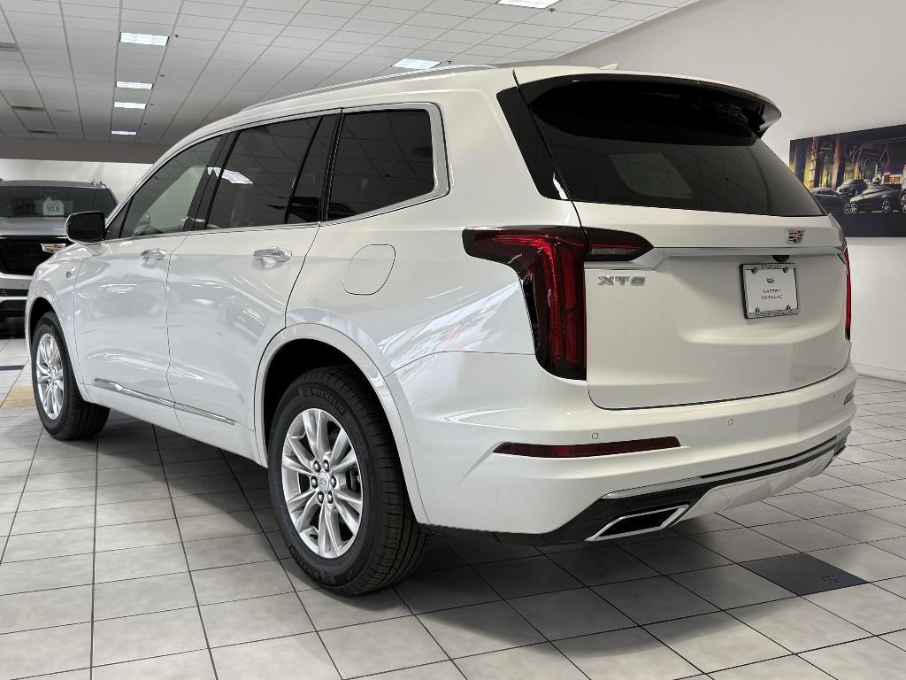 new 2025 Cadillac XT6 car, priced at $51,511