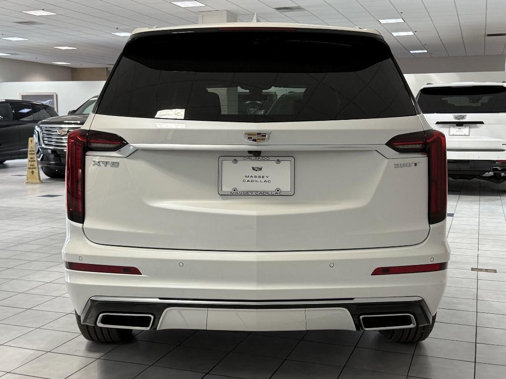 new 2025 Cadillac XT6 car, priced at $50,313