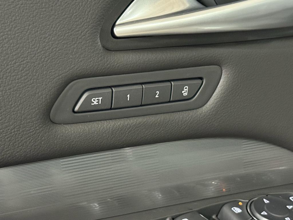 new 2025 Cadillac XT4 car, priced at $45,281