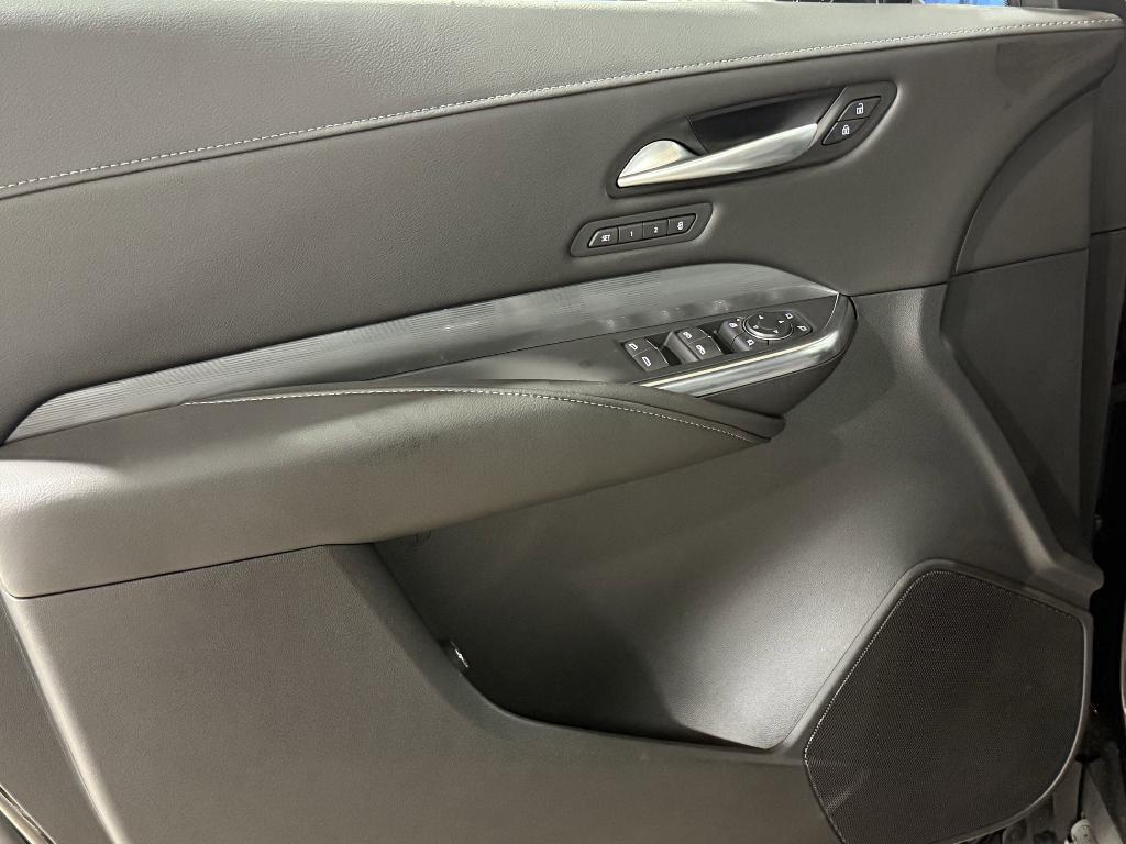 new 2025 Cadillac XT4 car, priced at $45,281
