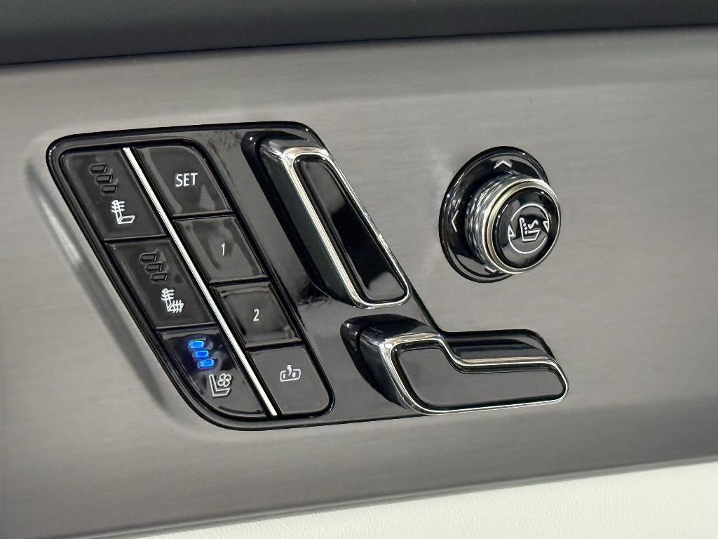 new 2026 Cadillac VISTIQ car, priced at $81,011