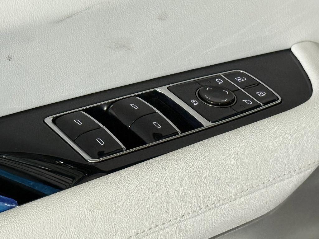 new 2026 Cadillac VISTIQ car, priced at $81,011