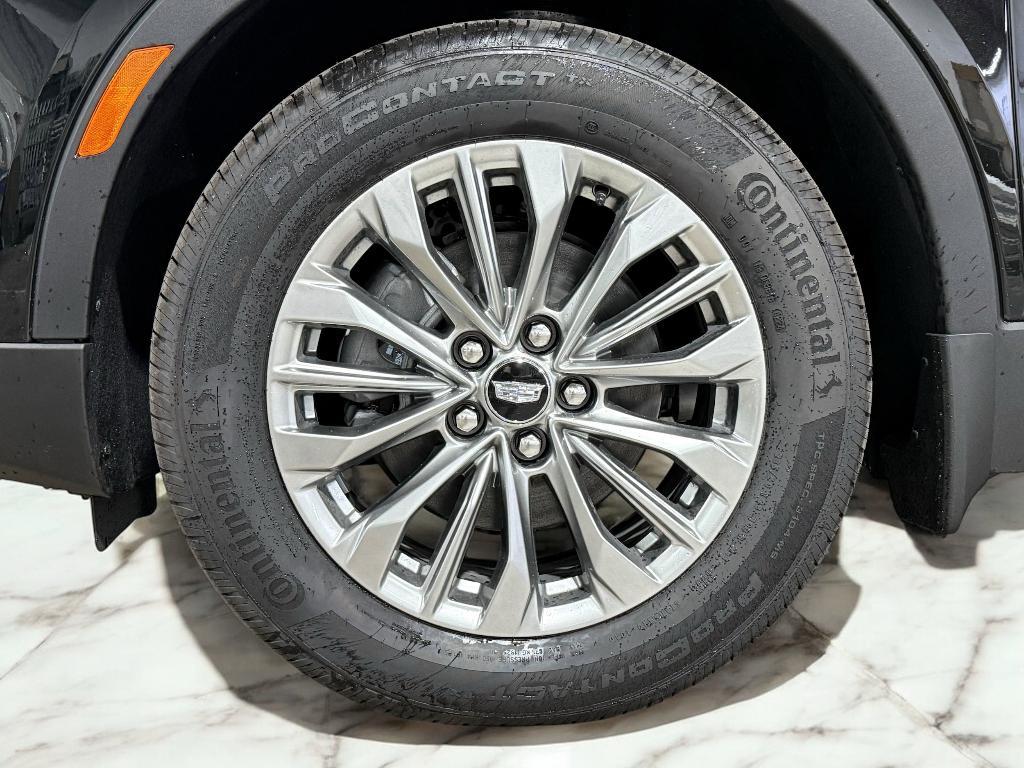 new 2025 Cadillac XT4 car, priced at $43,861