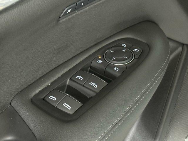 new 2025 Cadillac XT6 car, priced at $46,311