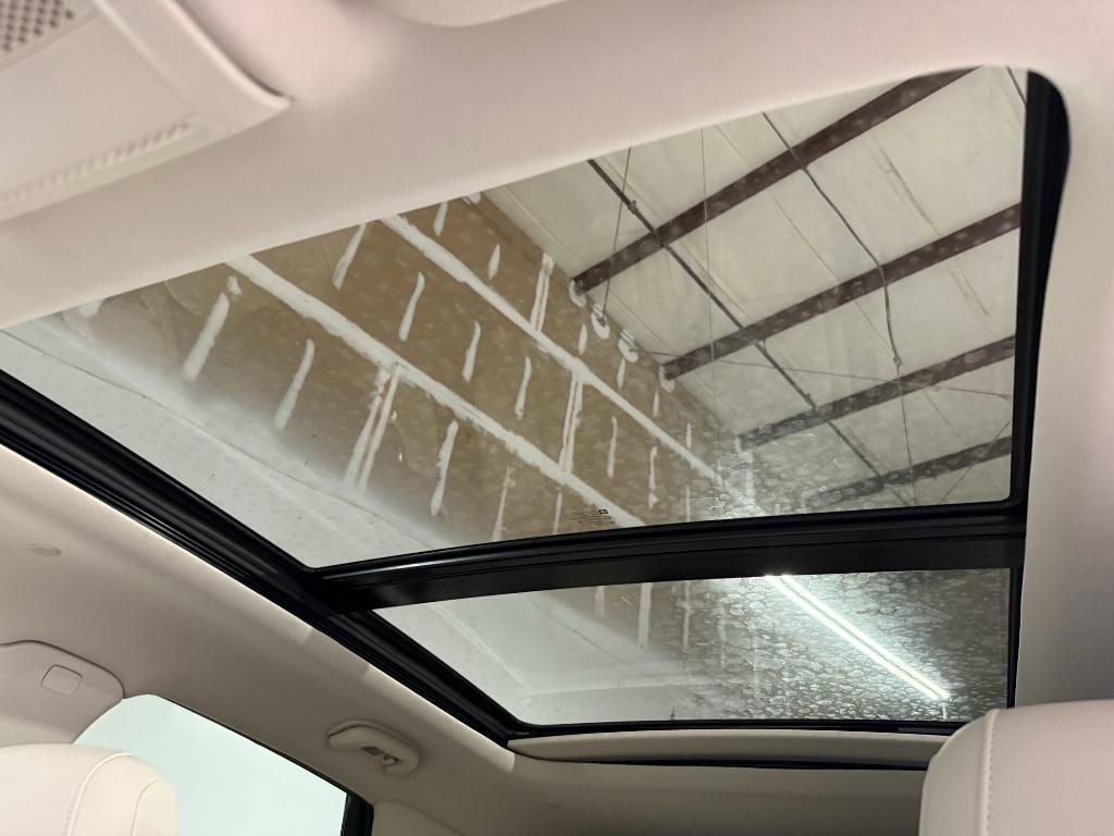 new 2025 Cadillac XT5 car, priced at $55,211
