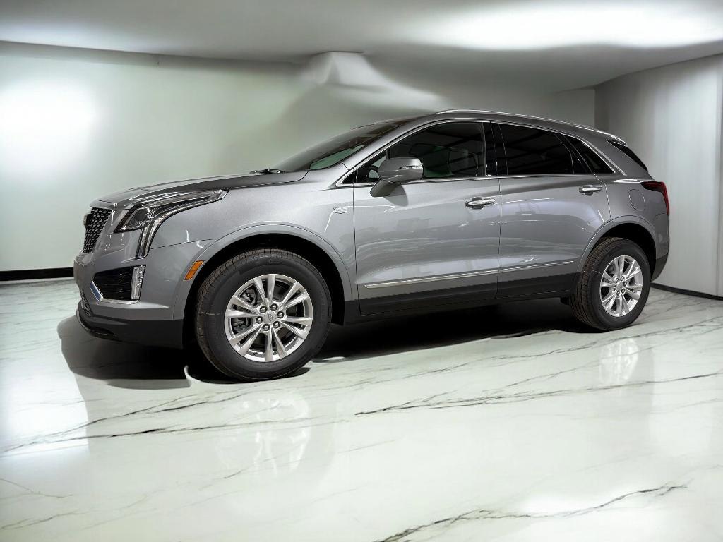 new 2025 Cadillac XT5 car, priced at $45,381