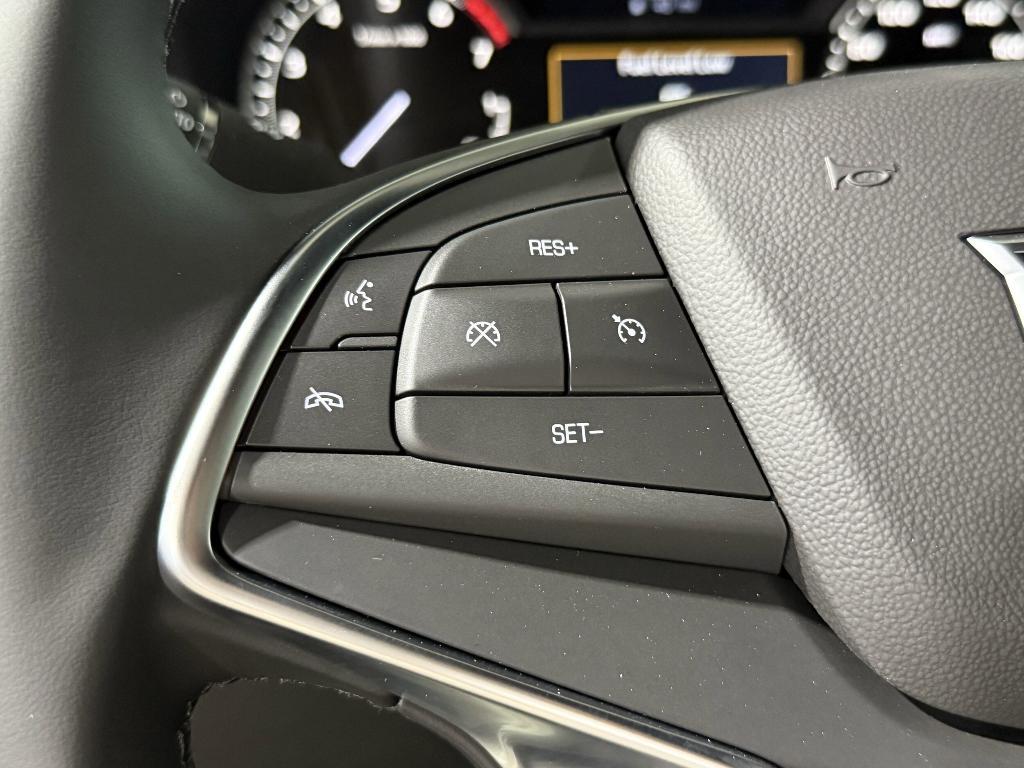 new 2025 Cadillac XT5 car, priced at $45,381
