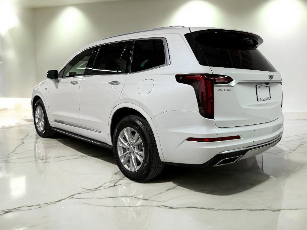 used 2023 Cadillac XT6 car, priced at $35,998