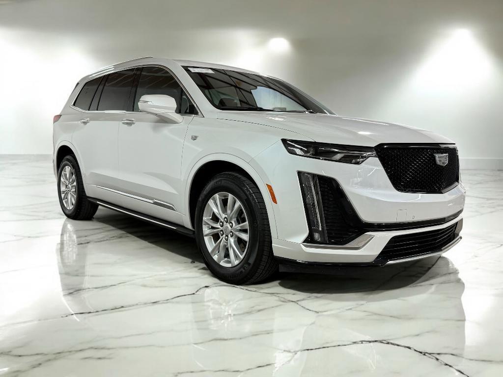 used 2023 Cadillac XT6 car, priced at $35,998