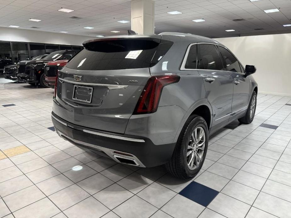 used 2021 Cadillac XT5 car, priced at $25,996