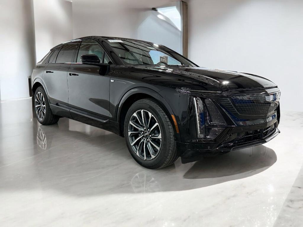 new 2025 Cadillac LYRIQ car, priced at $70,131