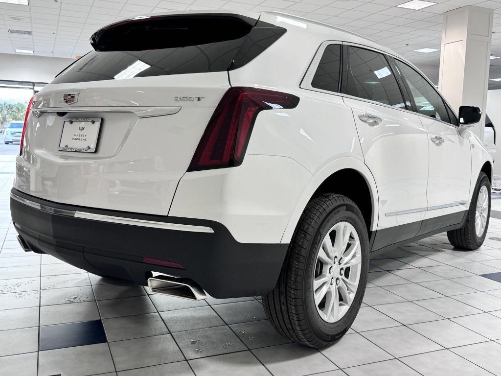 new 2025 Cadillac XT5 car, priced at $46,240