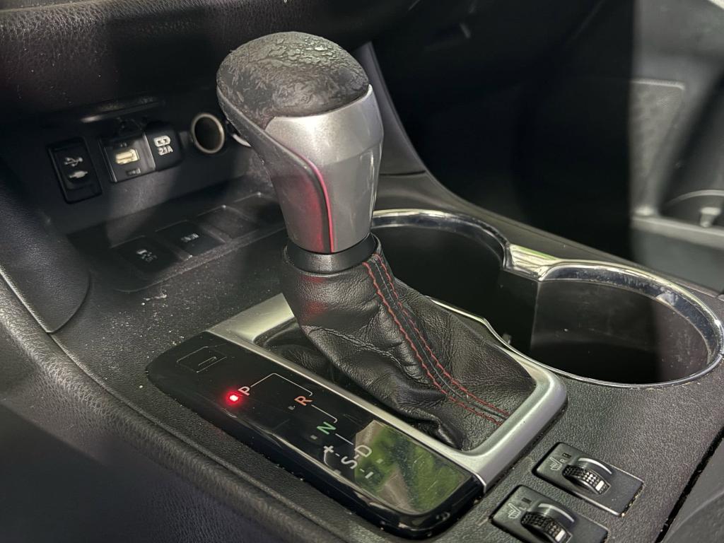 used 2019 Toyota Highlander car, priced at $21,996