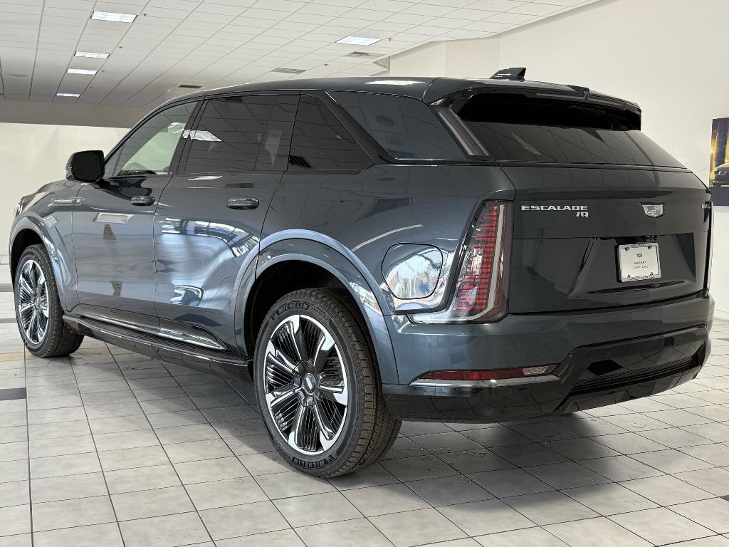 new 2025 Cadillac Escalade IQ car, priced at $131,211