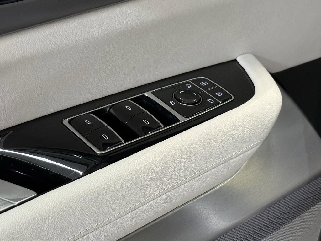 new 2026 Cadillac VISTIQ car, priced at $80,981