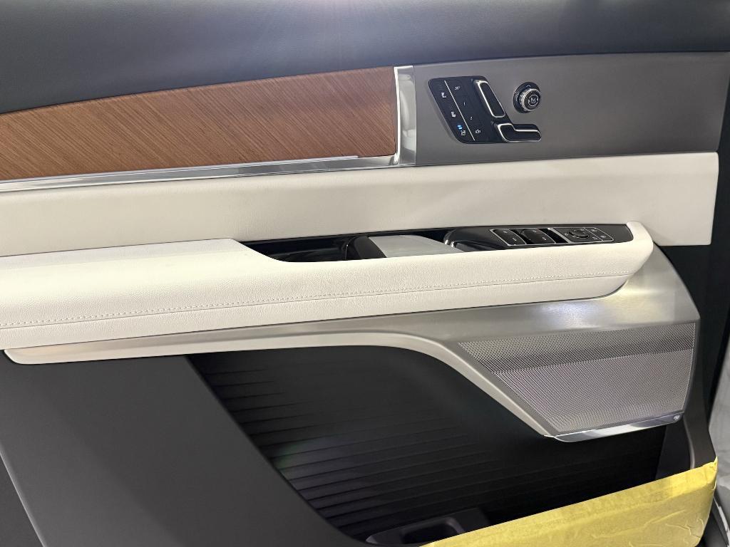 new 2026 Cadillac VISTIQ car, priced at $80,981