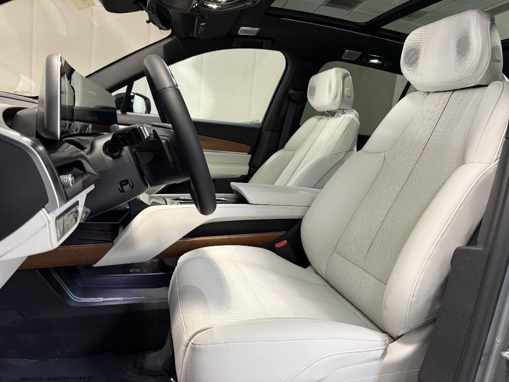 new 2026 Cadillac VISTIQ car, priced at $80,981