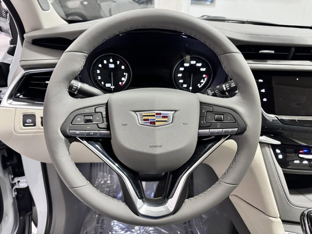 new 2025 Cadillac XT6 car, priced at $59,460