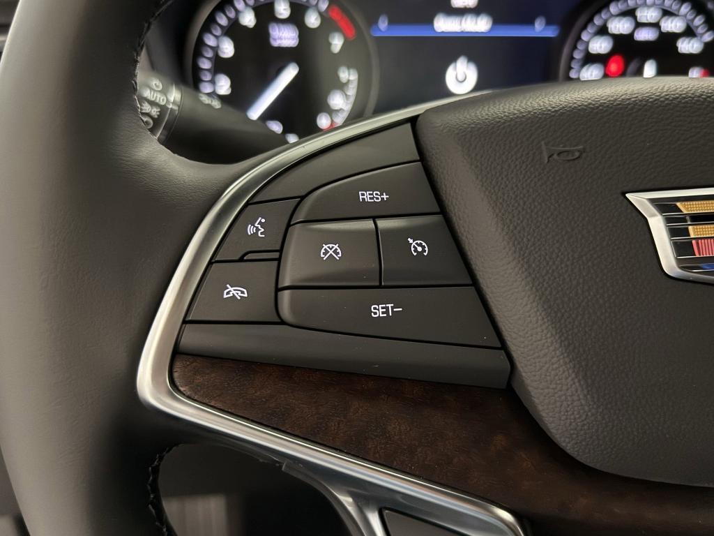 new 2025 Cadillac XT5 car, priced at $57,132