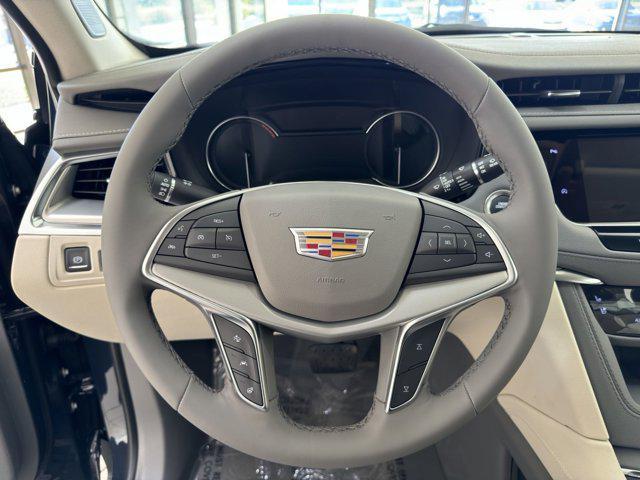 new 2025 Cadillac XT5 car, priced at $53,815