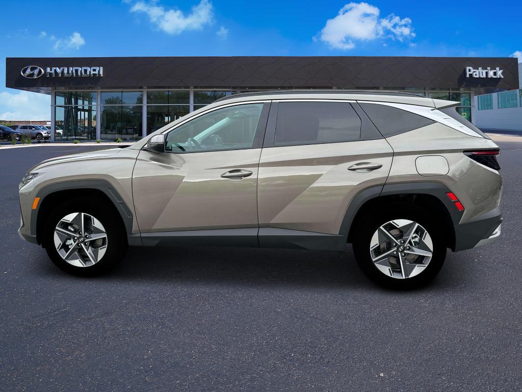 new 2025 Hyundai Tucson Hybrid car, priced at $38,240