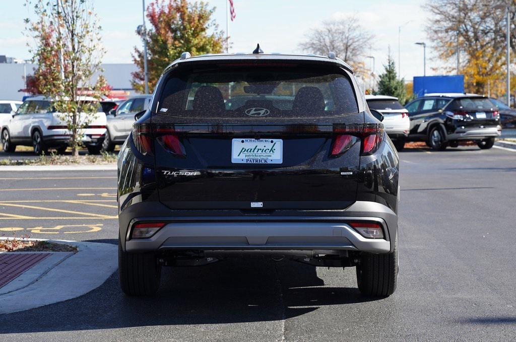 new 2025 Hyundai Tucson car, priced at $32,076